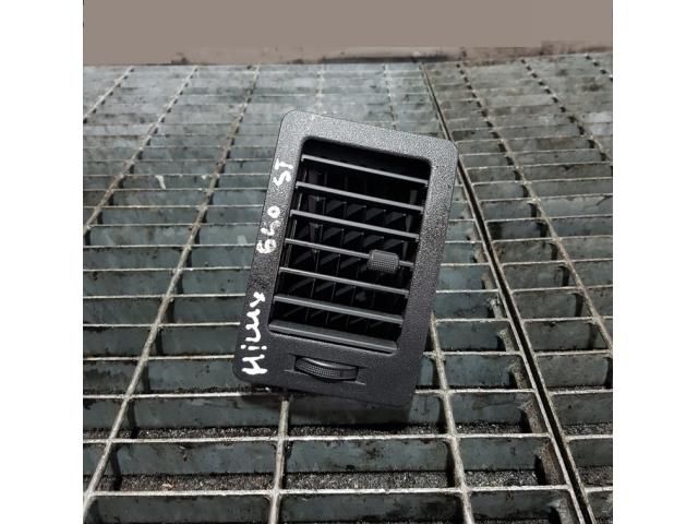 bontott TOYOTA HILUX Bal Szellőző