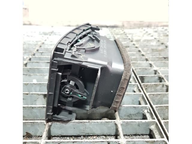 bontott TOYOTA HILUX Bal Szellőző