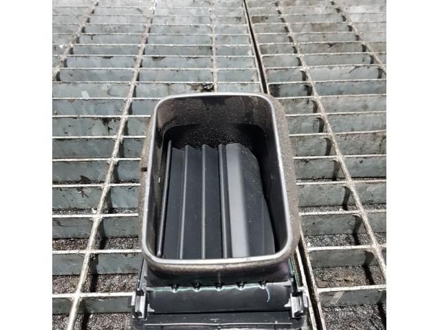 bontott TOYOTA HILUX Bal Szellőző