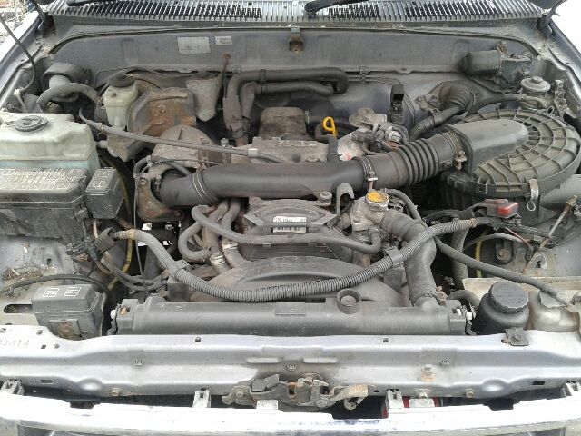 bontott TOYOTA HILUX Első Ablakmosó Szivattyú