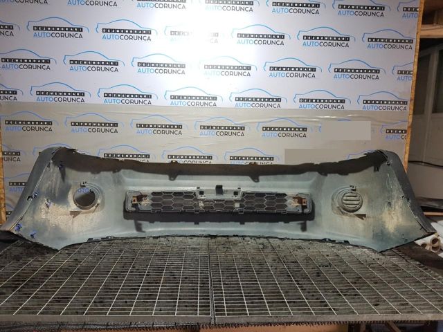 bontott TOYOTA HILUX Első Lökhárító (Üresen)