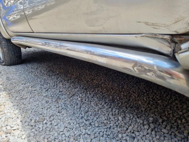 bontott TOYOTA HILUX Fellépő Pár