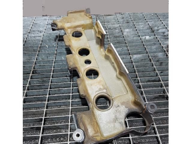 bontott TOYOTA HILUX Felső Hűtőburkolat