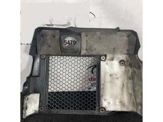 bontott TOYOTA HILUX Felső Hűtőburkolat