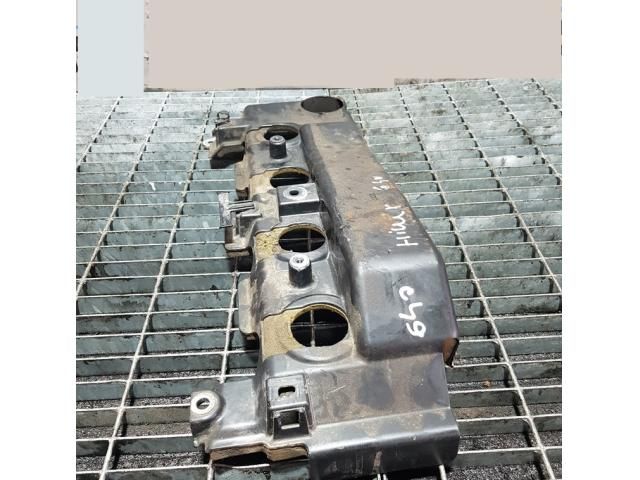 bontott TOYOTA HILUX Felső Hűtőburkolat