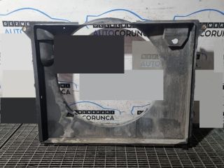 bontott TOYOTA HILUX Hűtő Légterelő