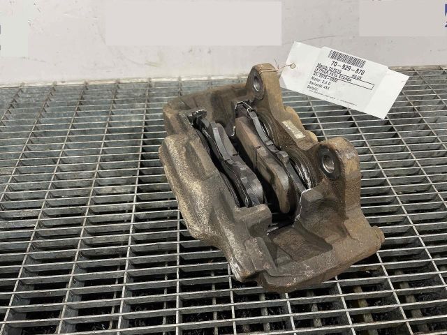 bontott TOYOTA HILUX IV Bal első Féknyereg Munkahengerrel