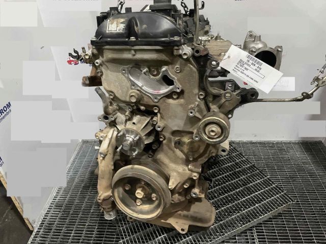 bontott TOYOTA HILUX IV Motor (Fűzött blokk hengerfejjel)