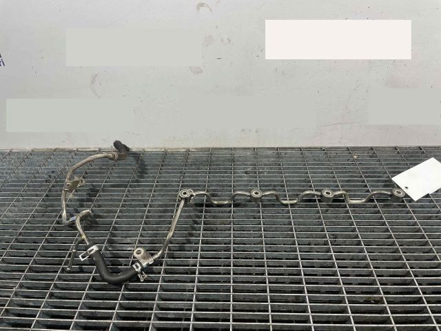 bontott TOYOTA HILUX IV Résolajcső