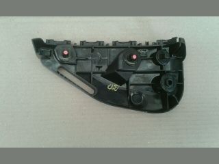 bontott TOYOTA HILUX IV Bal első Oldal Lökhárító Tartó (Műanyag)