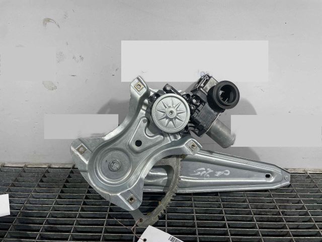 bontott TOYOTA HILUX IV Bal hátsó Ablakemelő Szerkezet (Elektromos)
