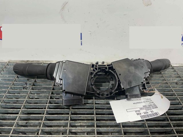 bontott TOYOTA HILUX IV Bal Kormánykapcsoló Irányjelző