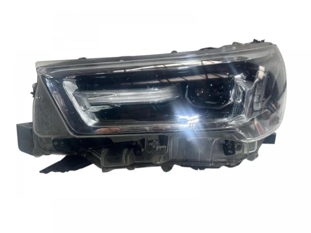 bontott TOYOTA HILUX IV Bal Ledes Fényszóró