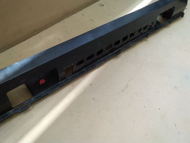 bontott TOYOTA HILUX IV Első Lökhárító Merevítő (Fém)