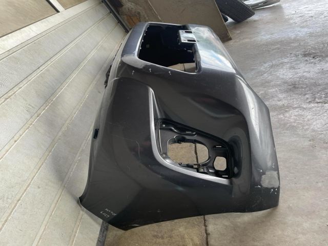 bontott TOYOTA HILUX IV Első Lökhárító (Üresen)