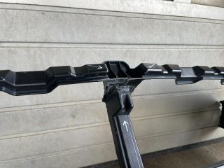 bontott TOYOTA HILUX IV Első Lökhárító (Üresen)