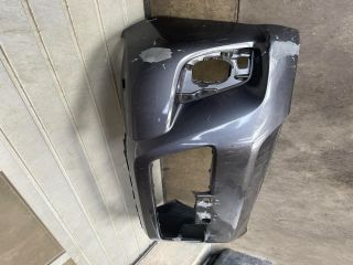 bontott TOYOTA HILUX IV Első Lökhárító (Üresen)