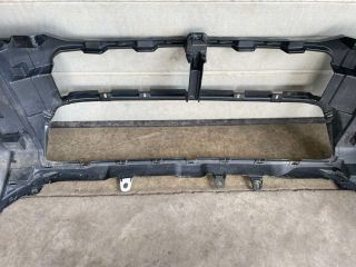 bontott TOYOTA HILUX IV Első Lökhárító (Üresen)