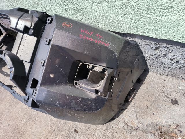 bontott TOYOTA HILUX IV Első Lökhárító (Üresen)