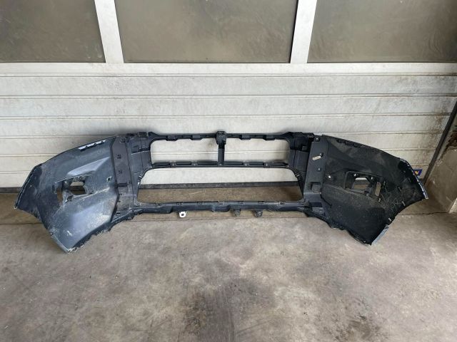 bontott TOYOTA HILUX IV Első Lökhárító (Üresen)