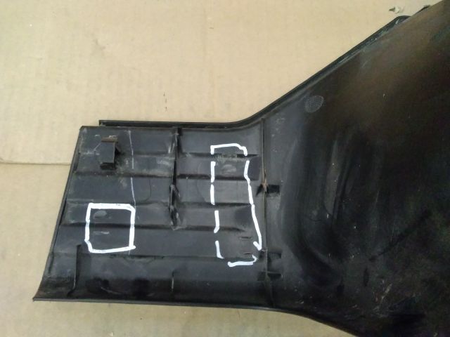 bontott TOYOTA HILUX IV Hátsó középső Lökhárító