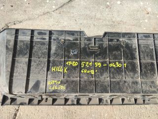 bontott TOYOTA HILUX IV Hátsó középső Lökhárító