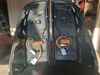 bontott TOYOTA HILUX IV Hátsó Lámpa Szett