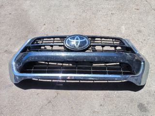 bontott TOYOTA HILUX IV Hűtőrács