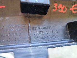 bontott TOYOTA HILUX IV Hűtőrács