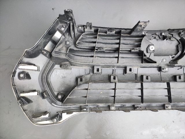 bontott TOYOTA HILUX IV Hűtőrács