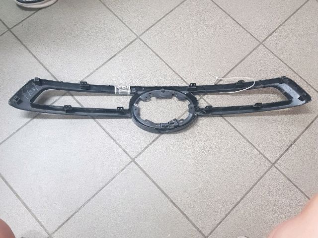 bontott TOYOTA HILUX IV Hűtőrács