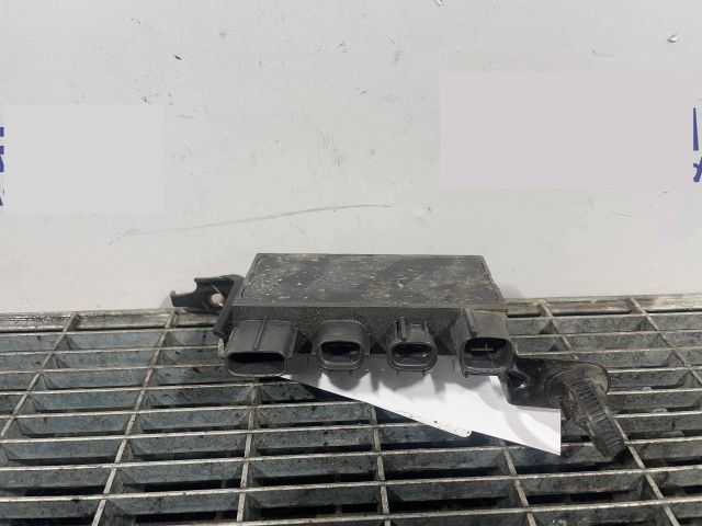 bontott TOYOTA HILUX IV Izzító Relé