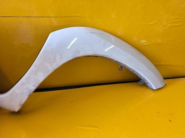 bontott TOYOTA HILUX IV Jobb első Sárvédő Díszléc