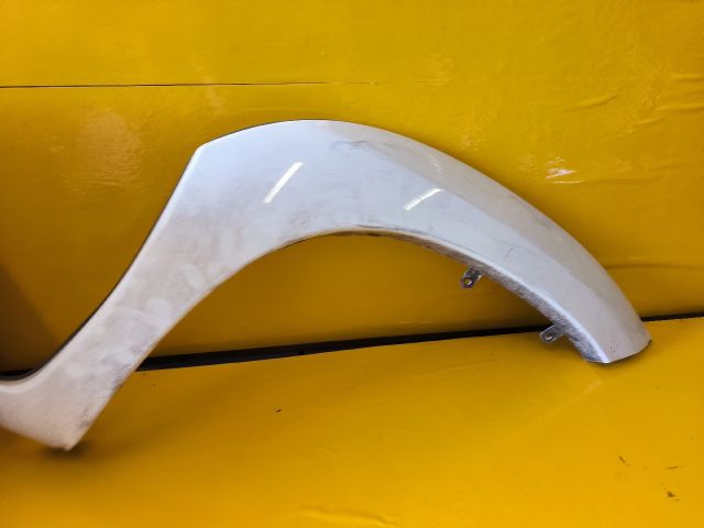 bontott TOYOTA HILUX IV Jobb első Sárvédő Díszléc