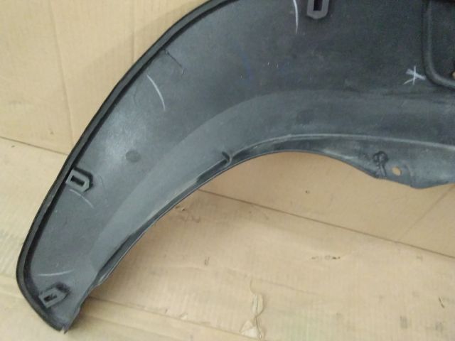 bontott TOYOTA HILUX IV Jobb hátsó Sárvédő Díszléc