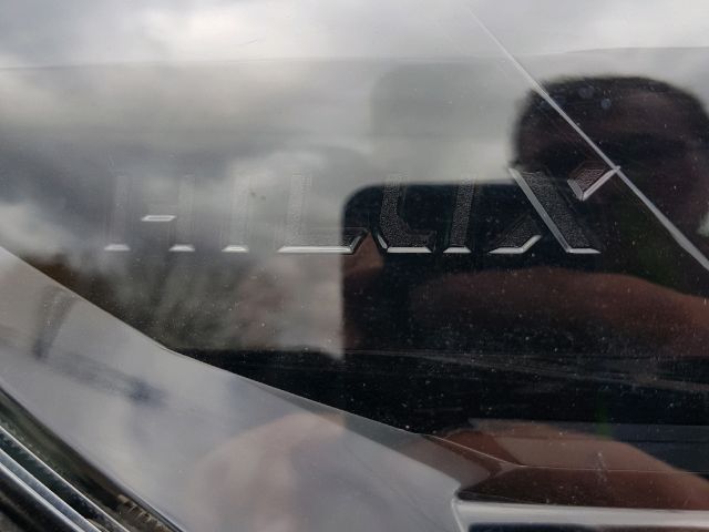 bontott TOYOTA HILUX IV Jobb Ledes Fényszóró