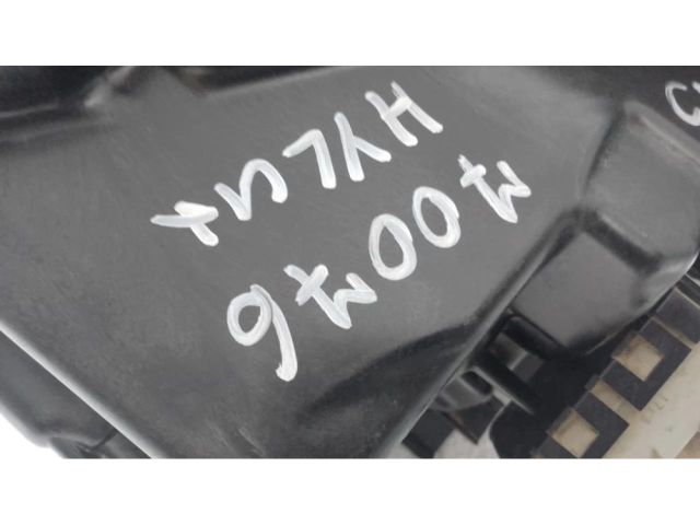 bontott TOYOTA HILUX IV Jobb Ledes Fényszóró