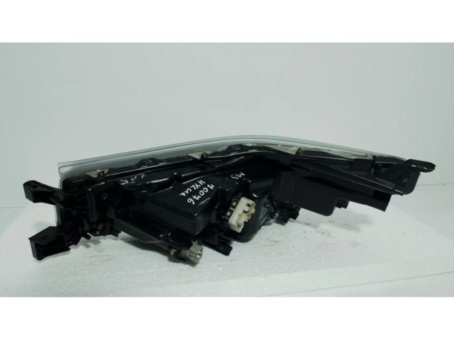 bontott TOYOTA HILUX IV Jobb Ledes Fényszóró