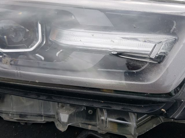 bontott TOYOTA HILUX IV Jobb Ledes Fényszóró