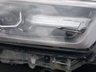 bontott TOYOTA HILUX IV Jobb Ledes Fényszóró