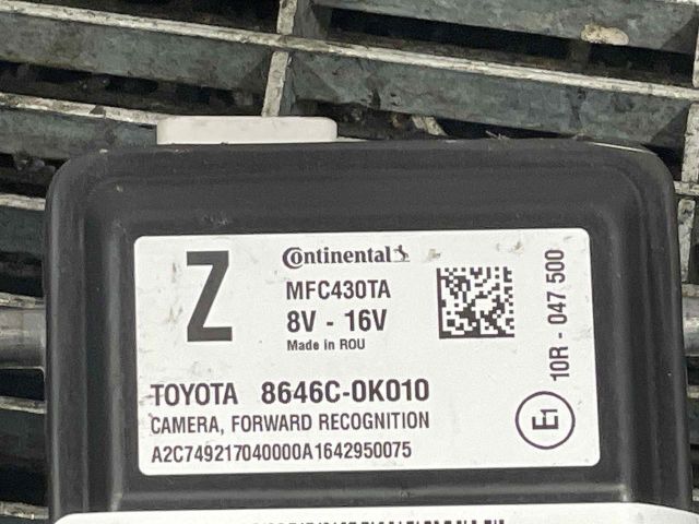 bontott TOYOTA HILUX IV Tolatókamera