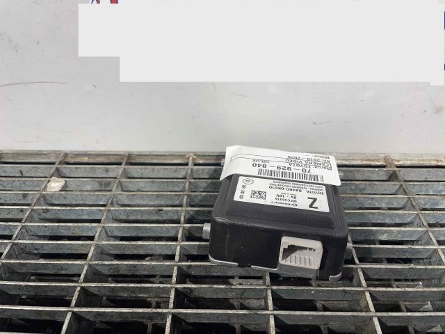 bontott TOYOTA HILUX IV Tolatókamera