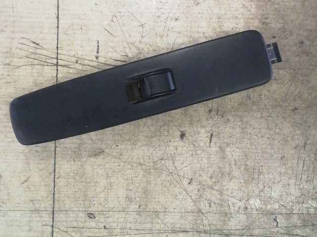 bontott TOYOTA HILUX Jobb első Ablakemelő Kapcsoló