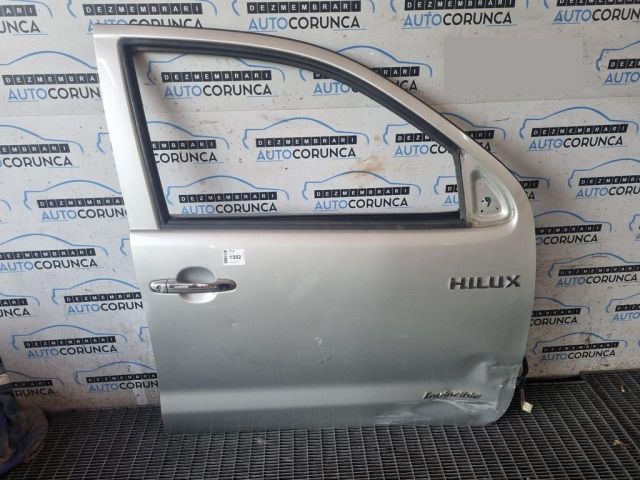 bontott TOYOTA HILUX Jobb első Ajtó (Üres lemez)