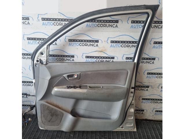 bontott TOYOTA HILUX Jobb első Ajtó (Üres lemez)