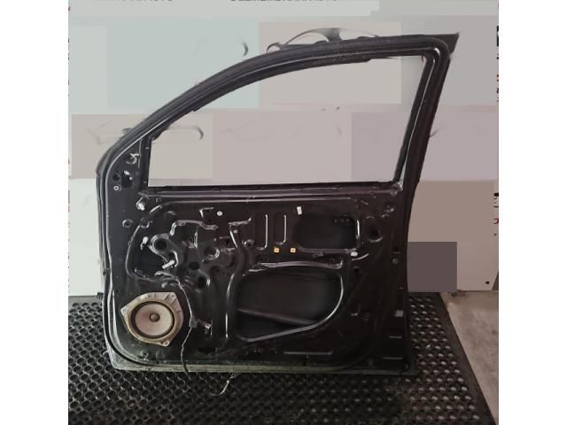 bontott TOYOTA HILUX Jobb első Ajtó (Üres lemez)