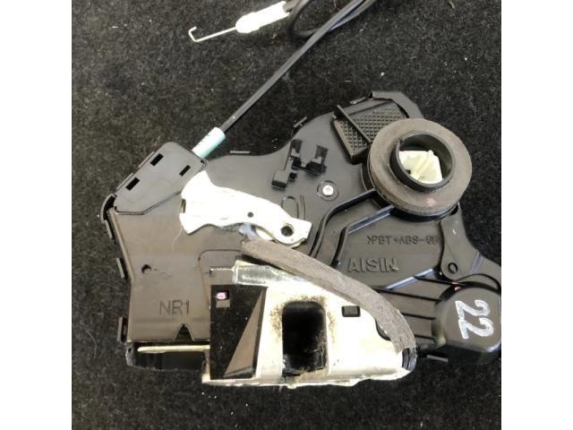 bontott TOYOTA HILUX Jobb első Ajtózár