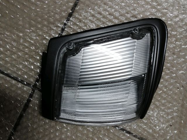 bontott TOYOTA HILUX Jobb első Irányjelző