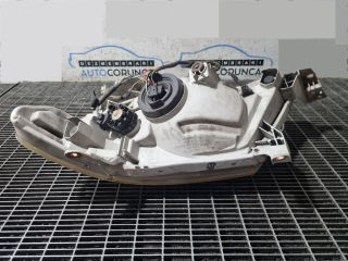 bontott TOYOTA HILUX Jobb Fényszóró