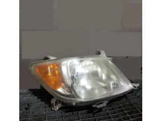 bontott TOYOTA HILUX Jobb Fényszóró